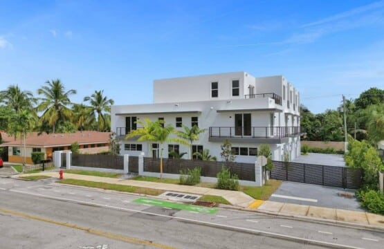 New Fort Lauderdale Townhome with Private Pool