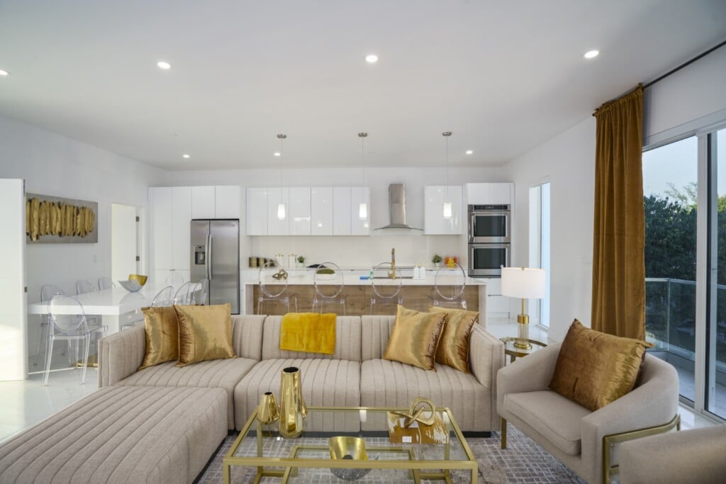 Modern Beach Townhome with Private Pool and Rooftop Hot Tub in Pompano Beach