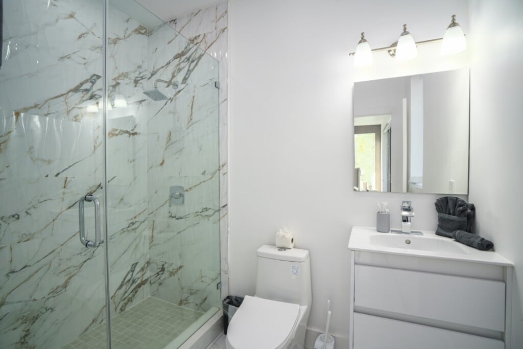 Modern Beach Townhome with Private Pool and Rooftop Hot Tub in Pompano Beach
