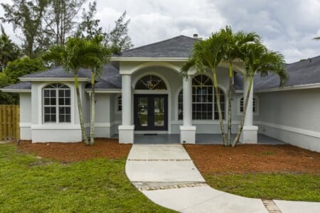 West Palm Beach Villa Heated Pool
