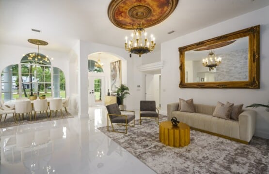 West Palm Beach Villa Heated Pool