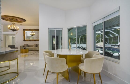 West Palm Beach Villa Heated Pool